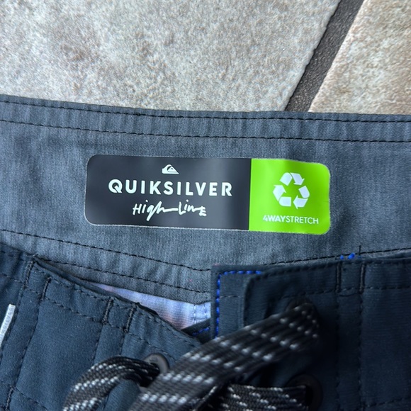 Quiksilver Board Shoes Swimming Trunks - Picture 3 of 5